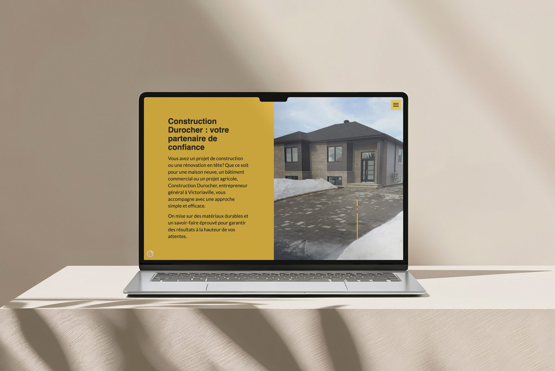 Site web Construction Durocher sur ordinateur