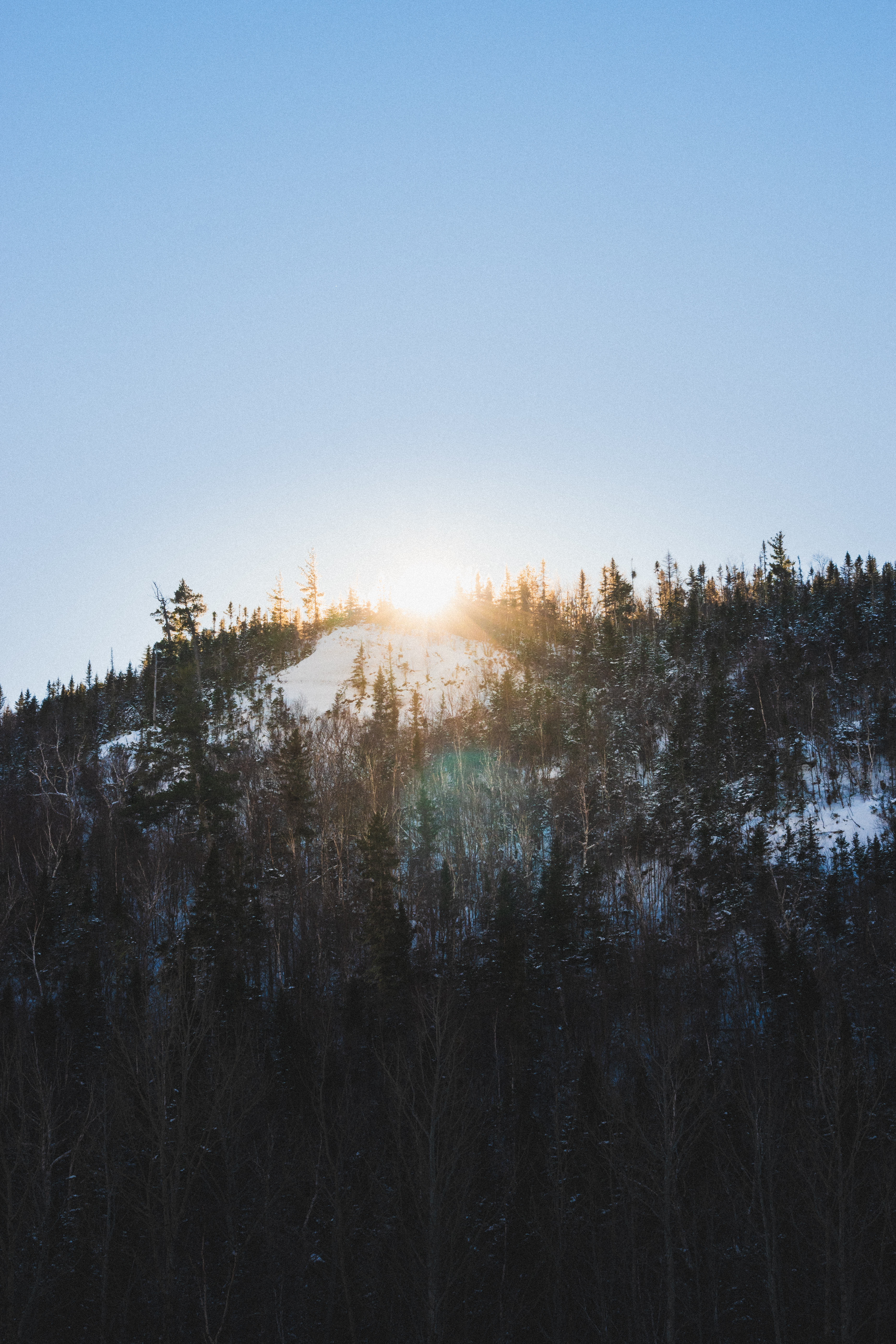 Soleil sur les montagnes de charlevoix